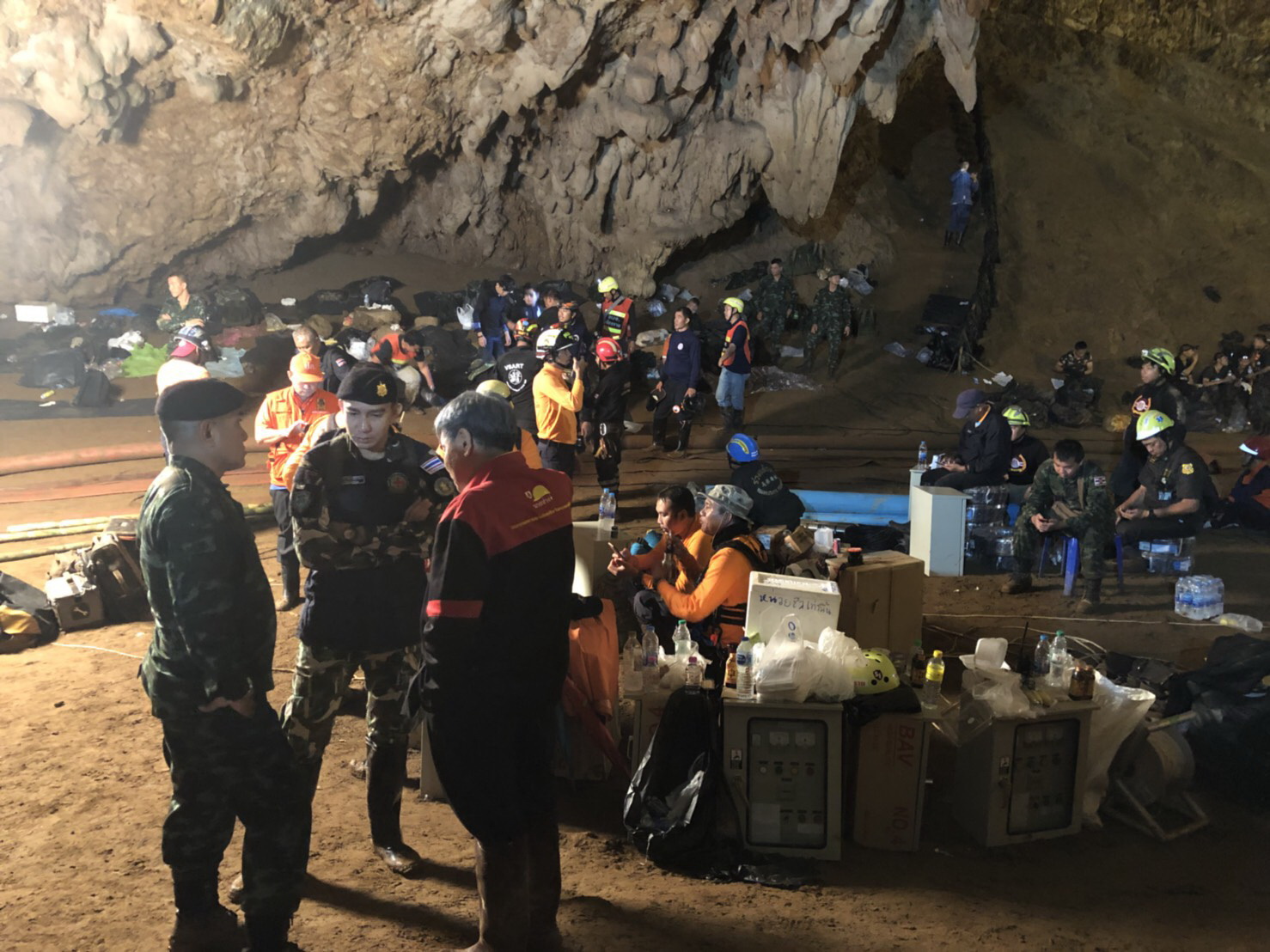 Thai military in cave