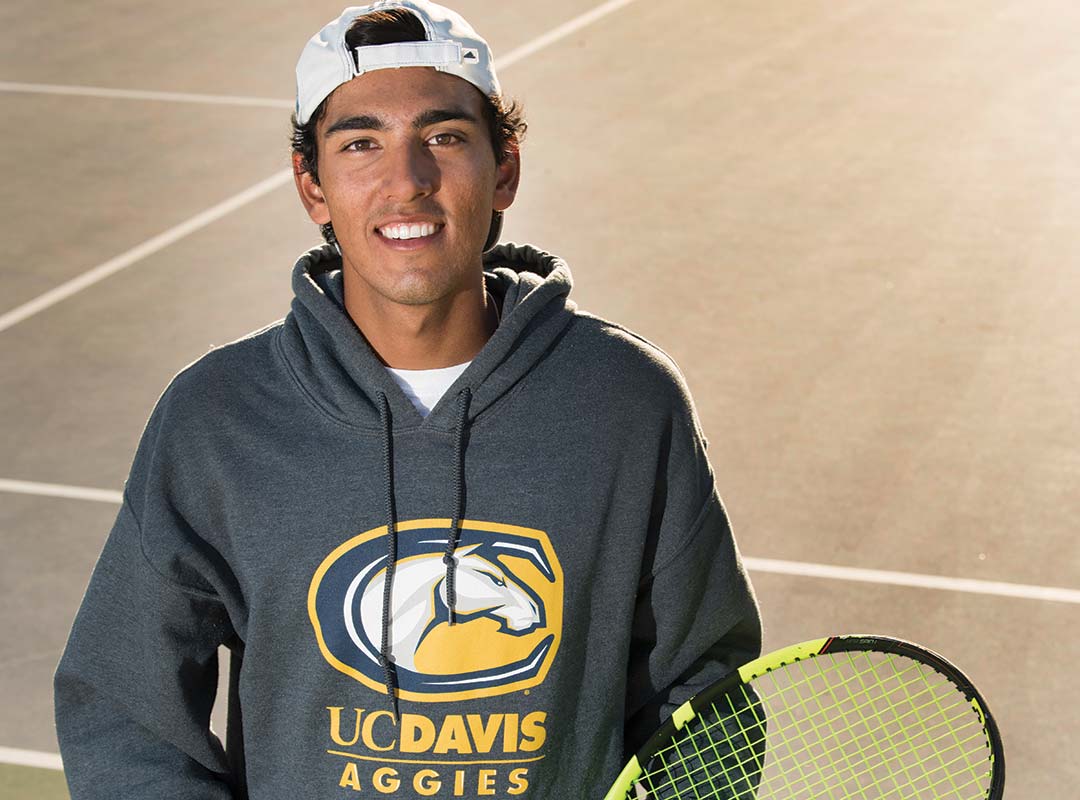 20171013_swanson_chethan_12 Chethan Swanson stands on a tennis court with a racket