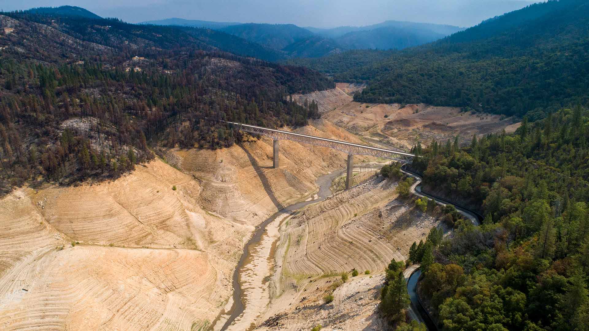 2021_07_26_KG_9904_Oroville_drone drone photo of Lake Oroville nearly fully drained of water