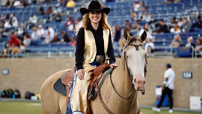 Middleton-700x395 McKensey Middleton riding her horse, Sugar