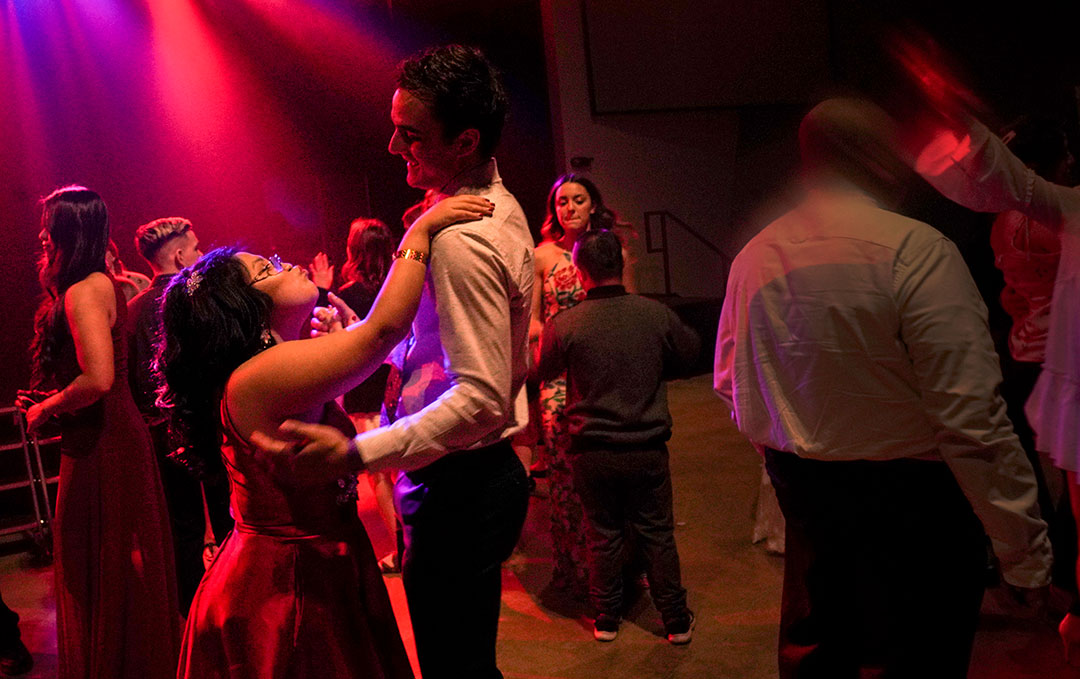 Prom-web-5