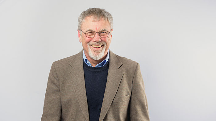 Robert-Page-700x395 Robert Page