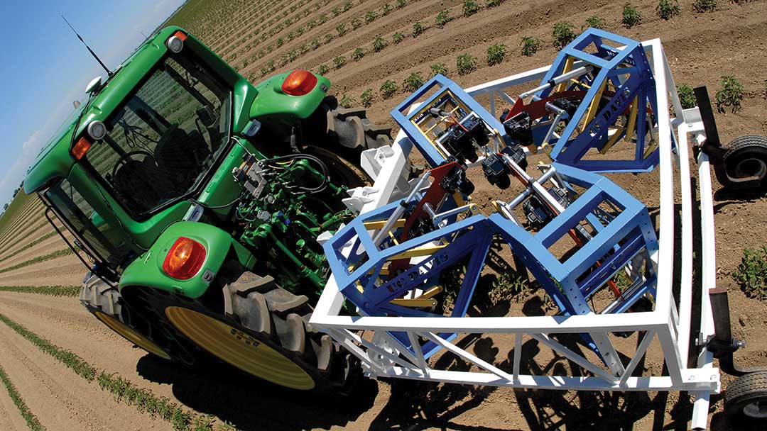 phenotyping Tractor pulling a wireframe rig with cameras