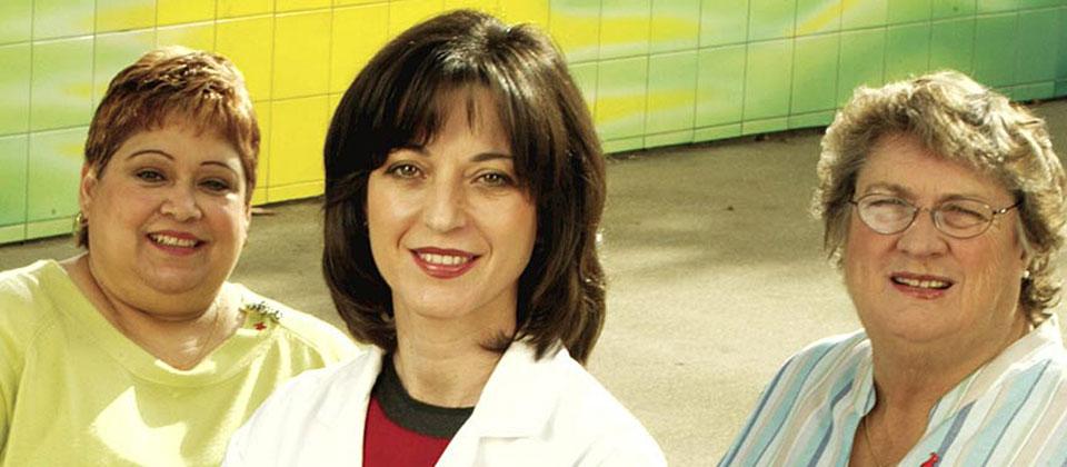 amparo villablanca photographed with UC Davis professors of cardiovascular medicine