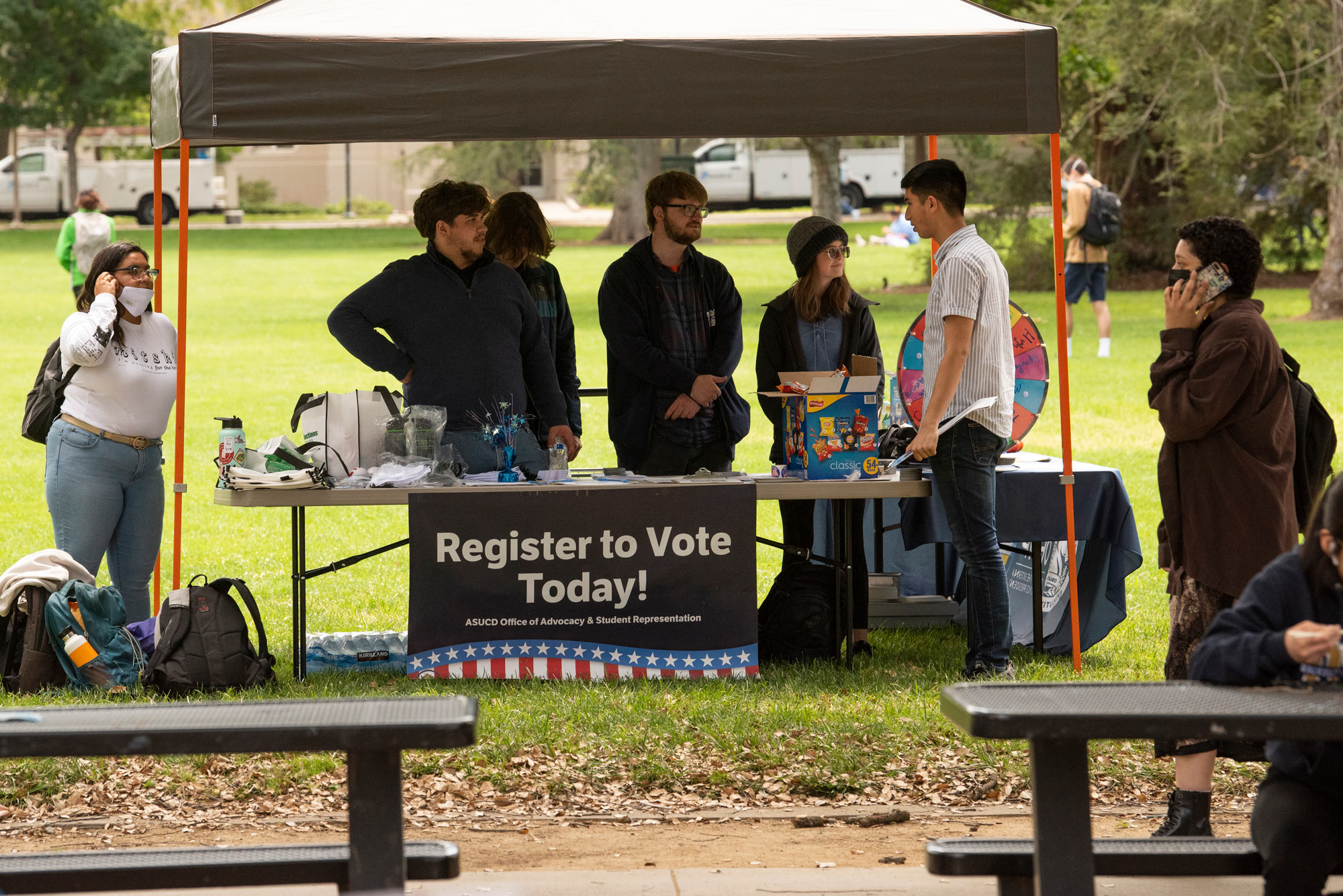 ASUCD voter registration table