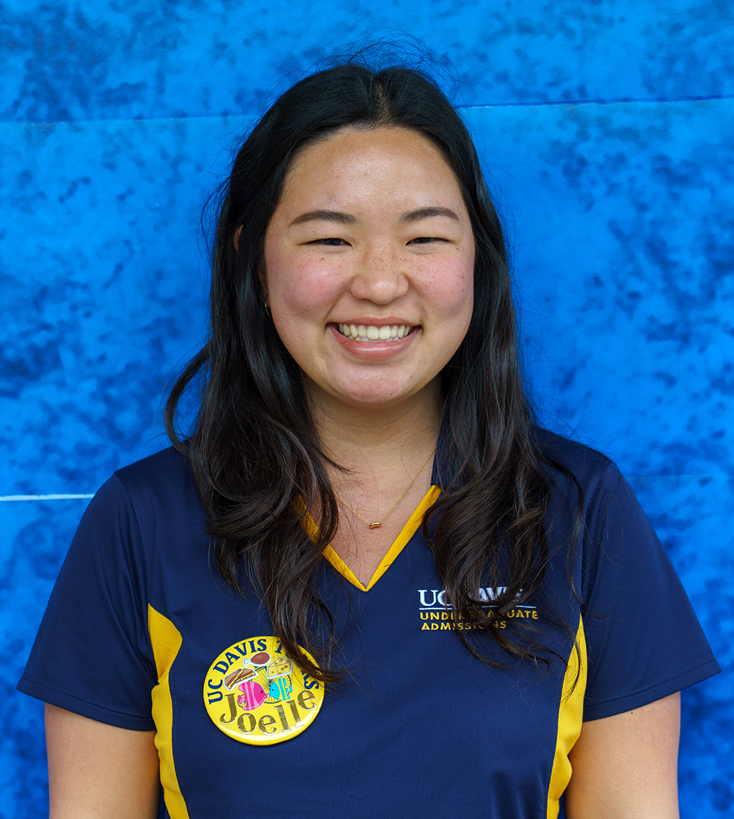 Photo portrait of UC Davis tour guide Joelle Suh