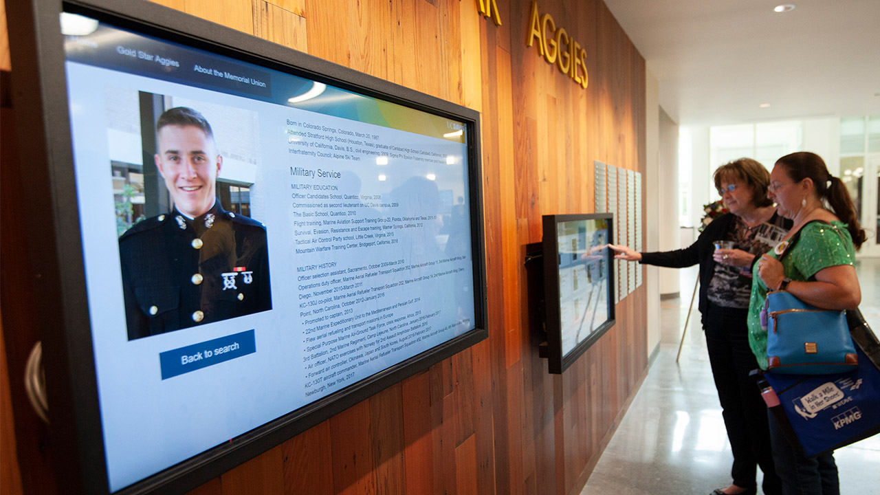 Gold Star Aggies screen shows photo of Sean Endecott Elliott