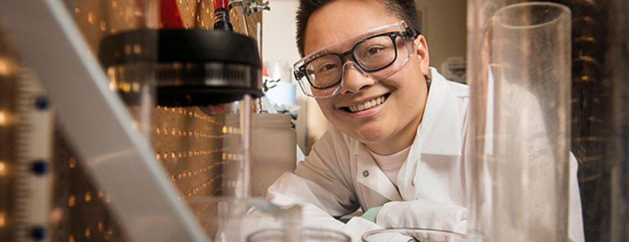 alex san pablo in her engineering lab at uc davis