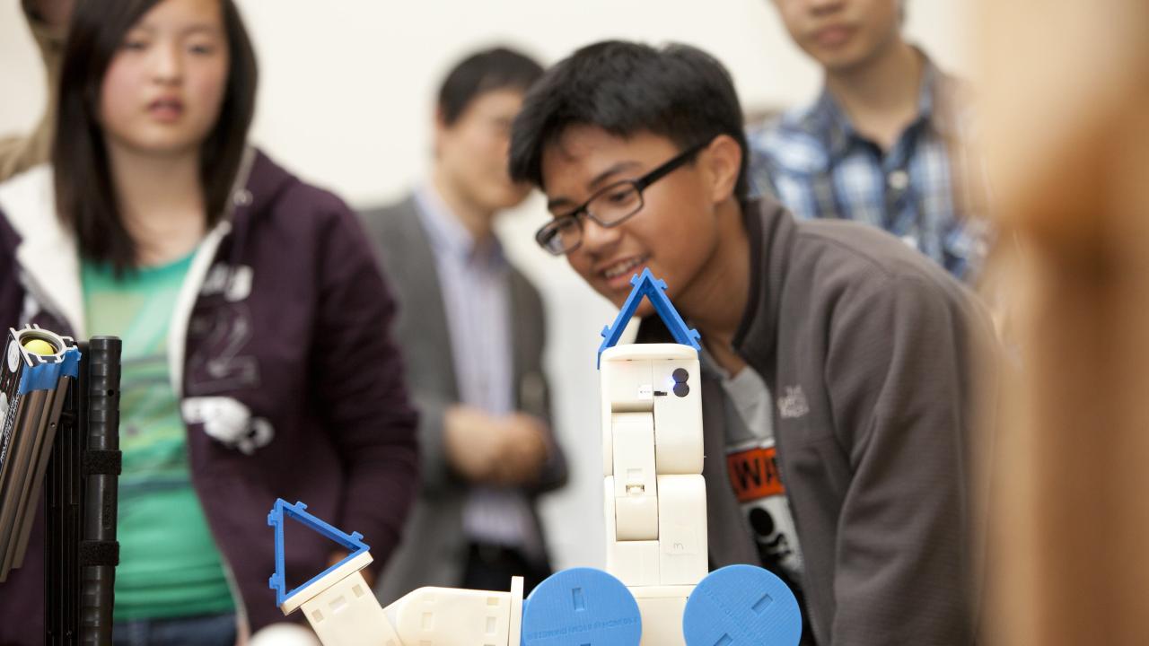Student robotics