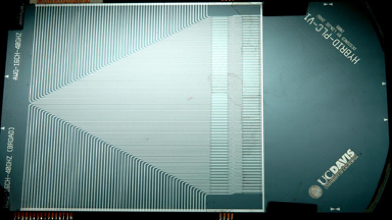 New optical chip can convert light pulses into digital signals faster and more efficiently than existing technology.