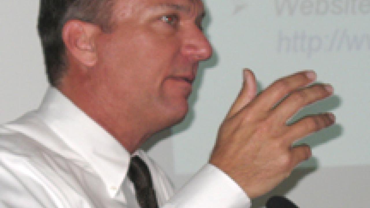 Gary Schlimgen, director of Retirement Programs Policy in the UC Office of the President, addresses the Nov. 9 forum on the Davis campus.
