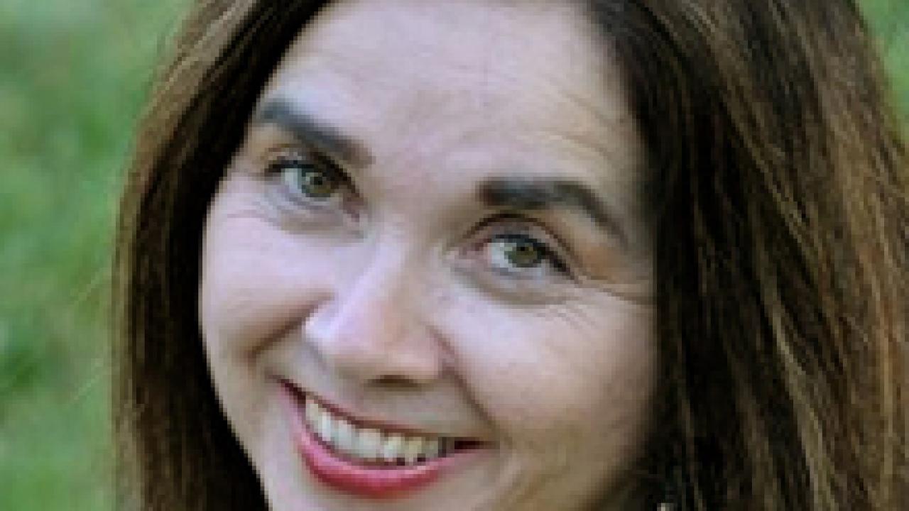 Adela de la Torre