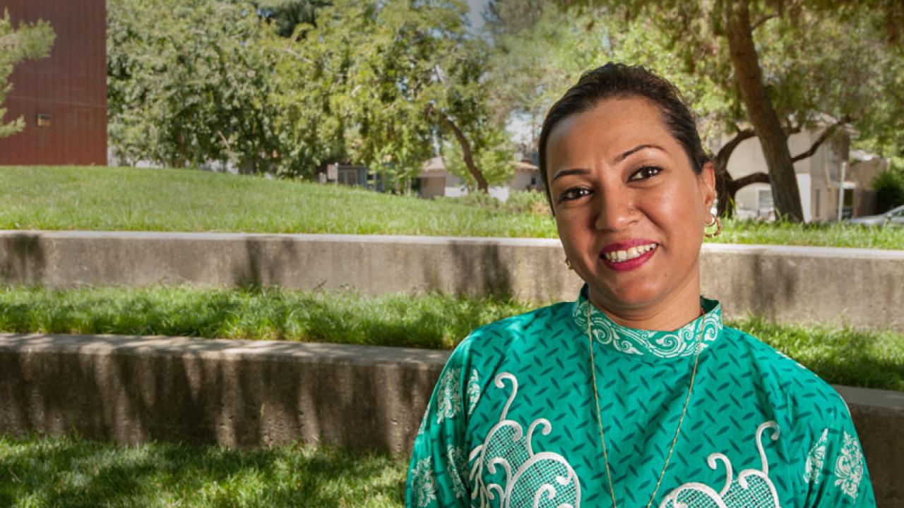 Yasmeen Kahn