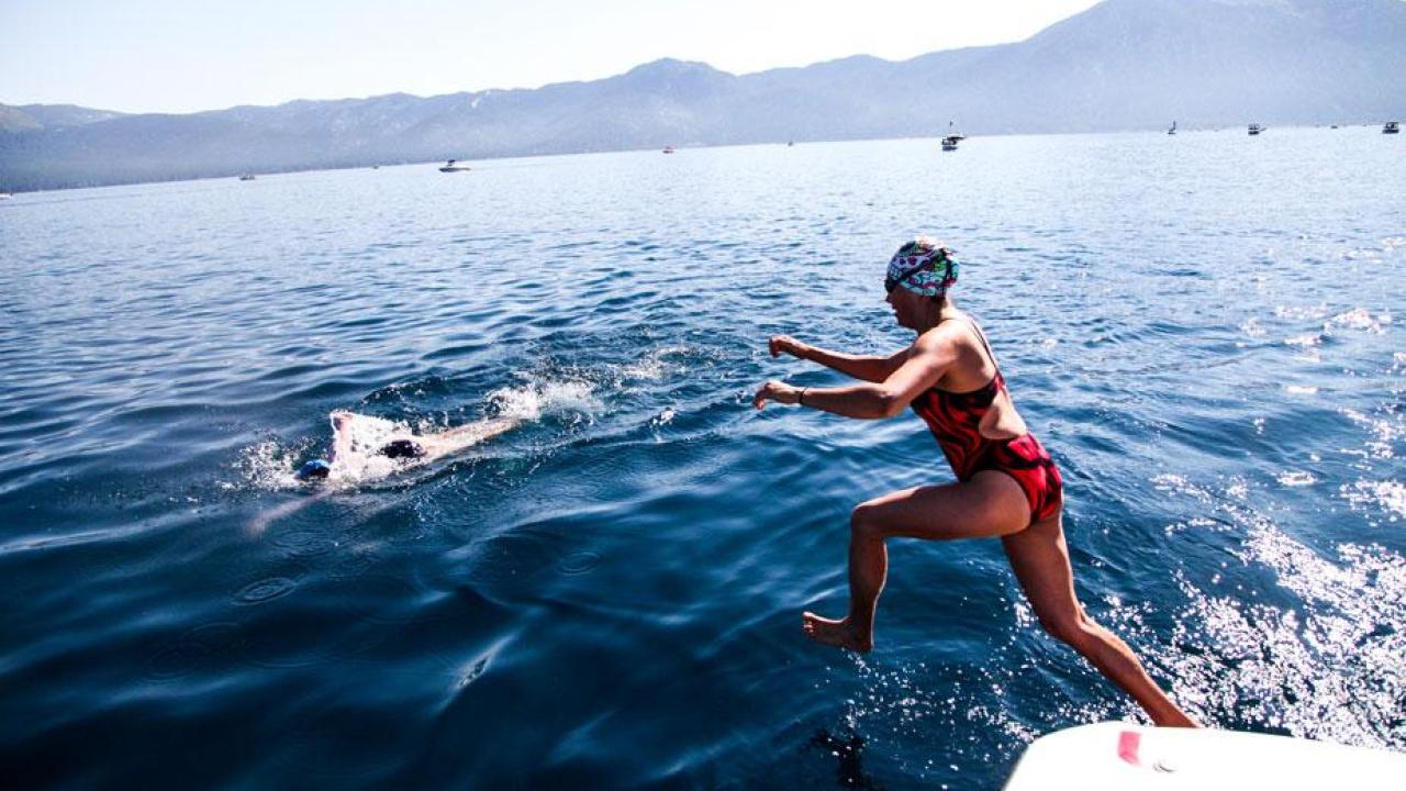 Ver&oacute;nica Morales jumps into Lake Tahoe.