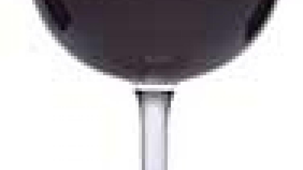Photo: glass of red wine