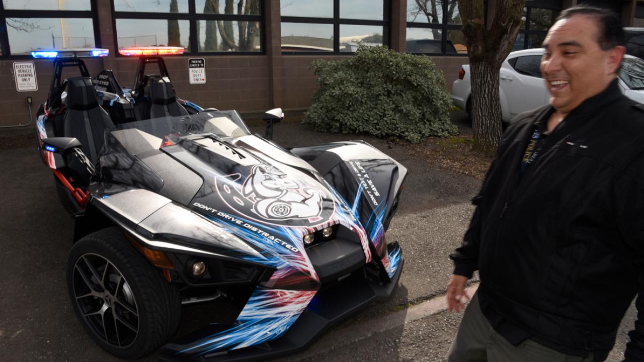 Photo: Slingshot police vehicle, three-wheel motorcycle