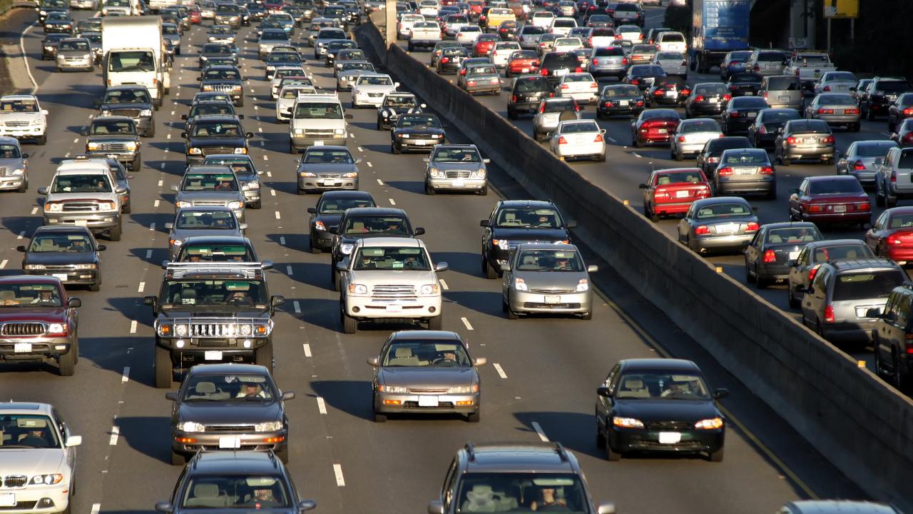 traffic jam in Los Angeles in early 2000s