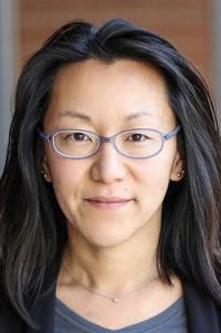 Elizabeth Joh headshot