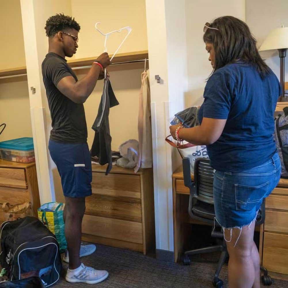 Student moving in to student housing 